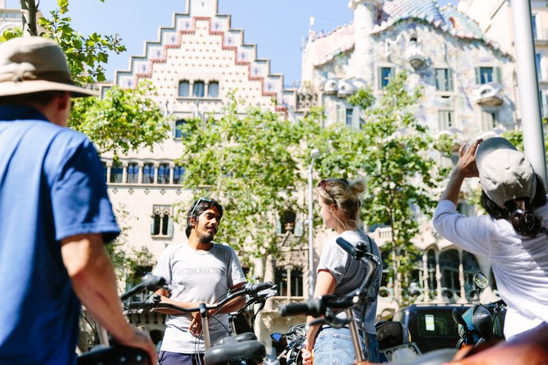 Tour en vélo Miracles de Gaudi