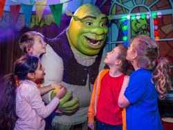 1715072599_250_Shreks-Adventure03-Shrek-©-Merlin-Entertainment.jpg